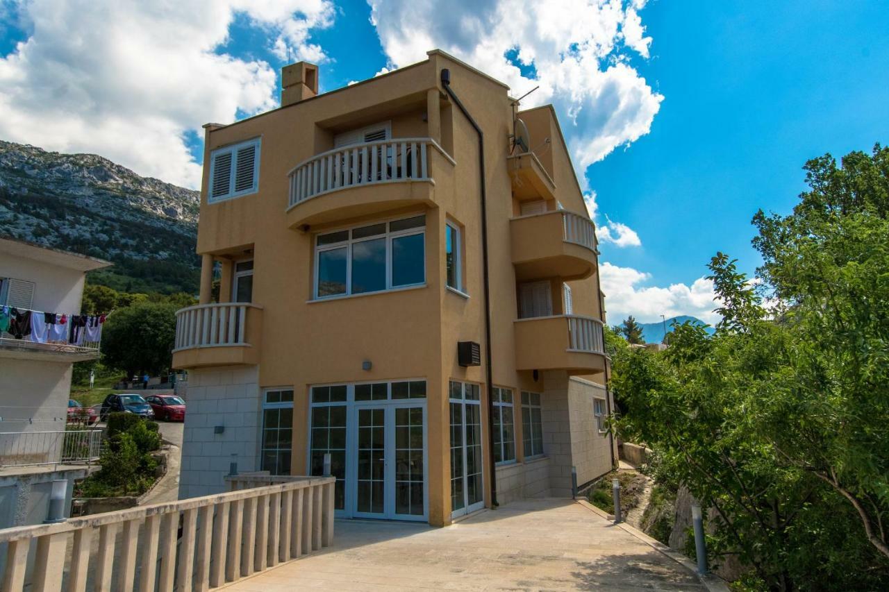 Apartments Marin Brela Exterior photo